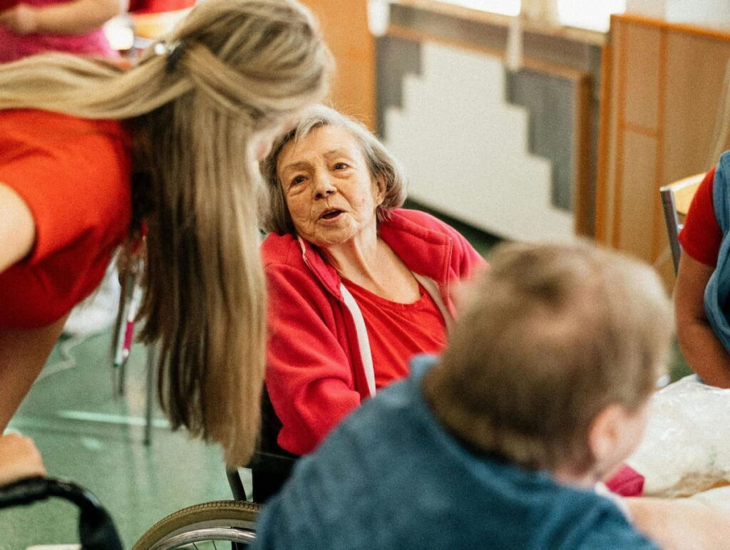 Alzheimers and Dementia Stages, Behaviors, and Caregiving Challenges Hero